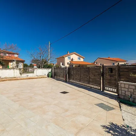 Rudi Holiday home Pula