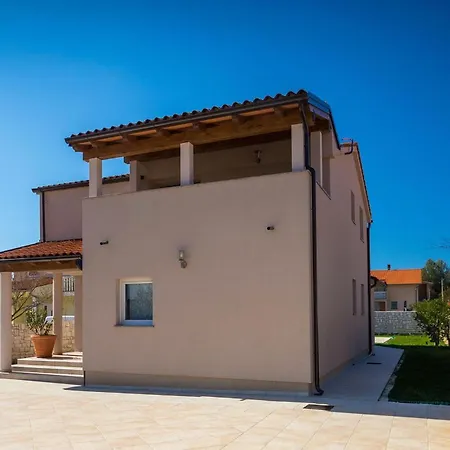 Rudi Holiday home *