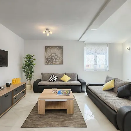 Rudi Σπίτι διακοπών Πούλα